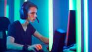 How to Become a Pro Gamer (Mini-Course)