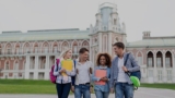 HOW TO CHOOSE YOUR MAJOR BASED ON WHO YOU WANT TO BECOME